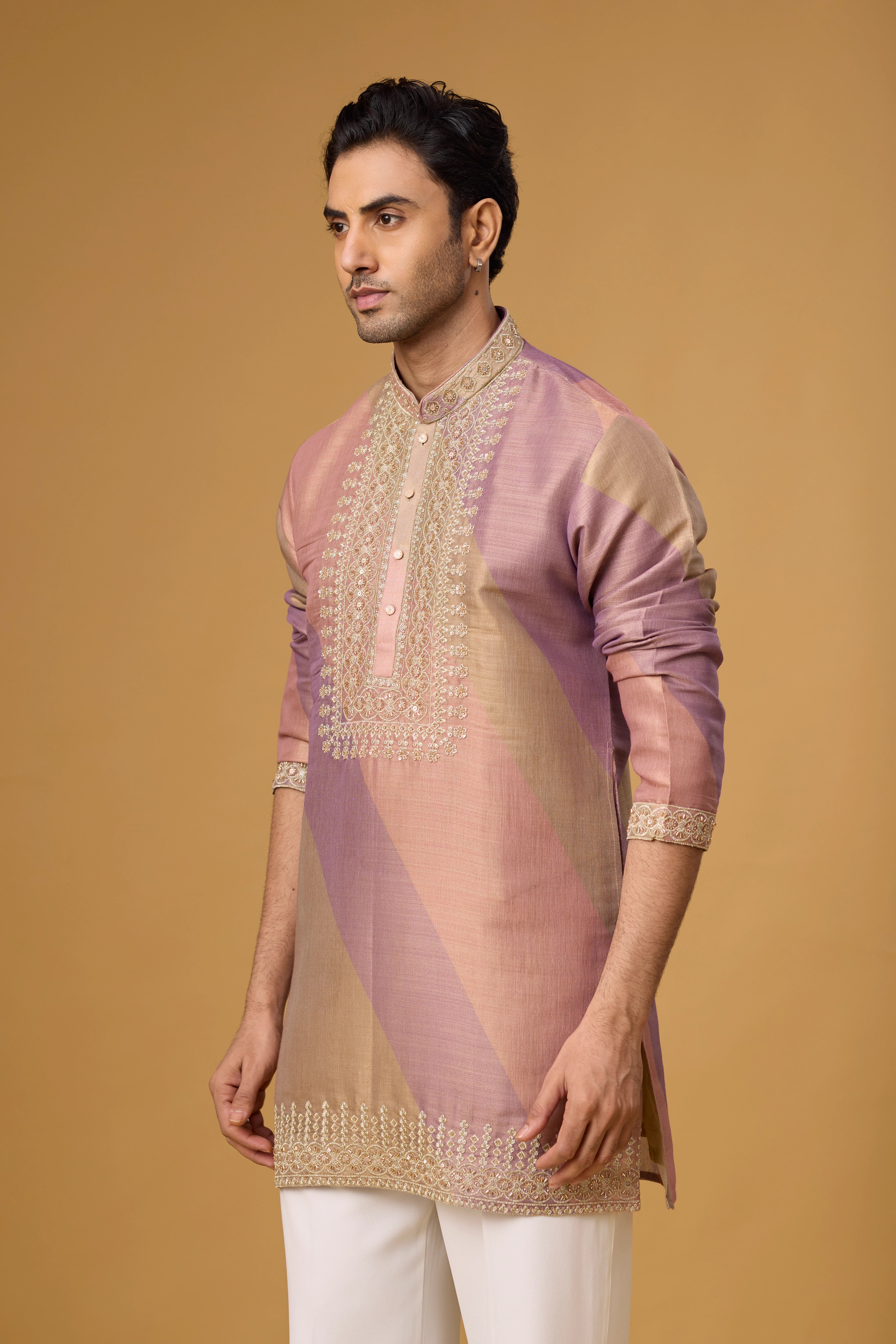 Rosé Heritage Geometric Embroidered Kurta Set