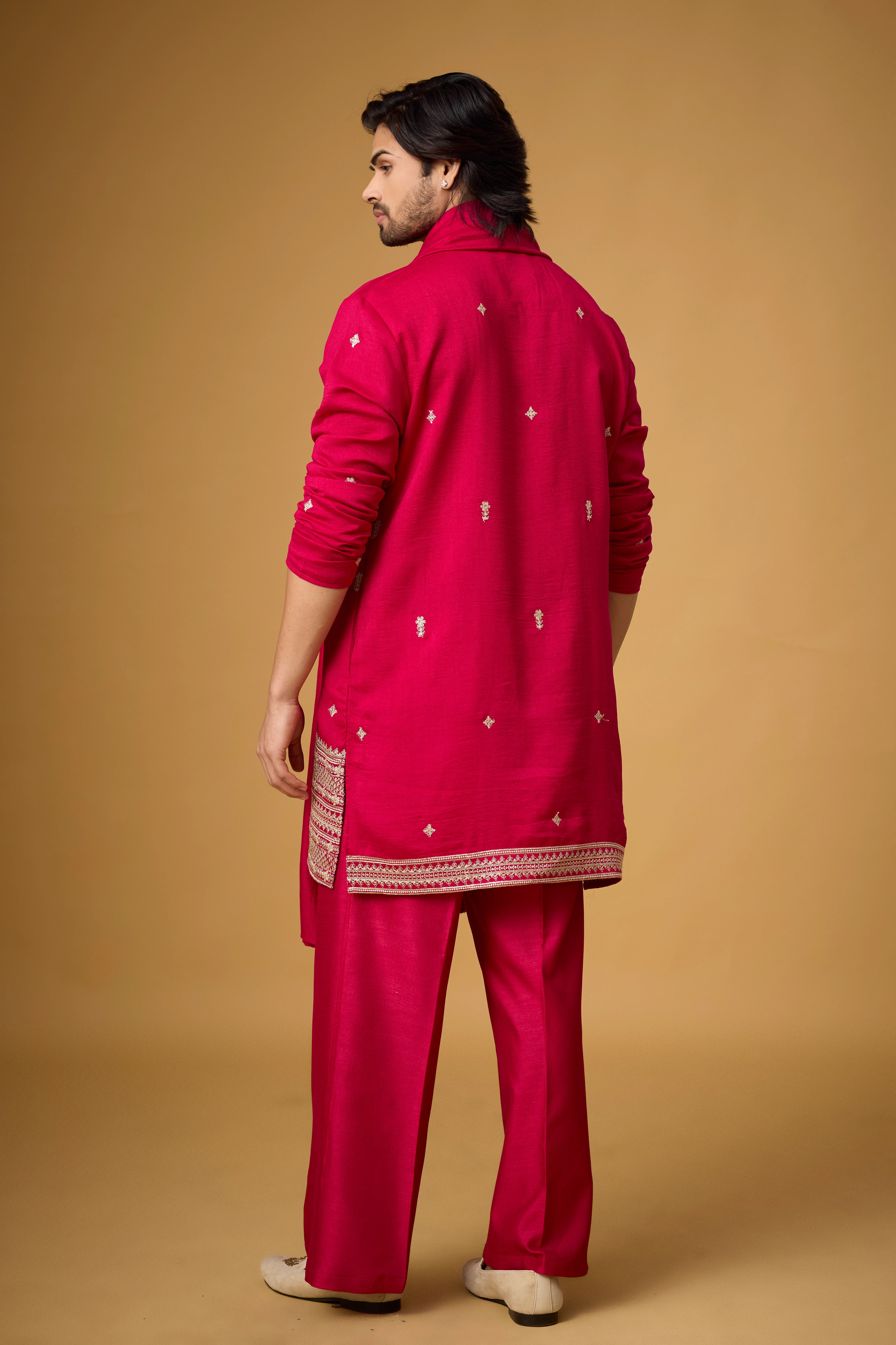 Royal Fuchsia Embroidered Kurta Set with Stole