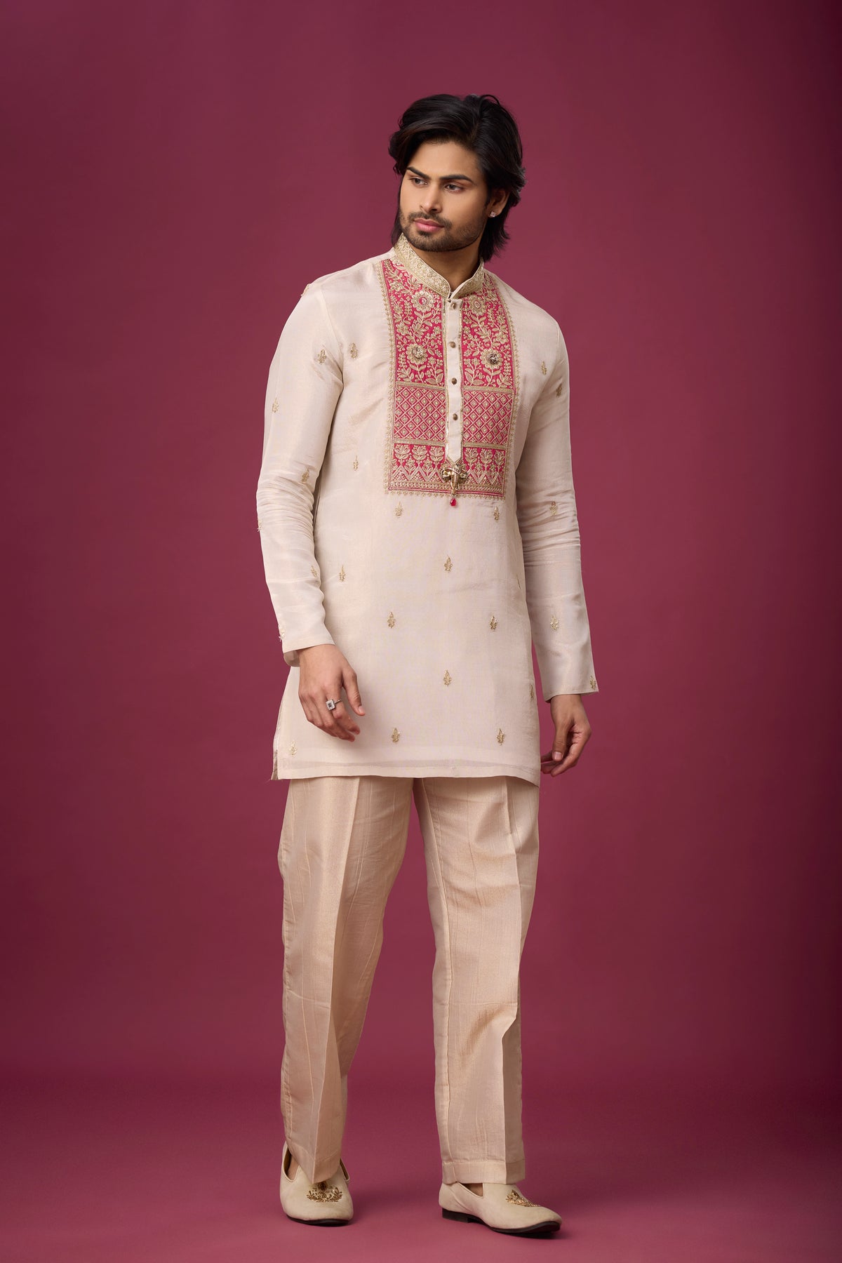 Off-White Rosé Heritage Embroidered Kurta Set