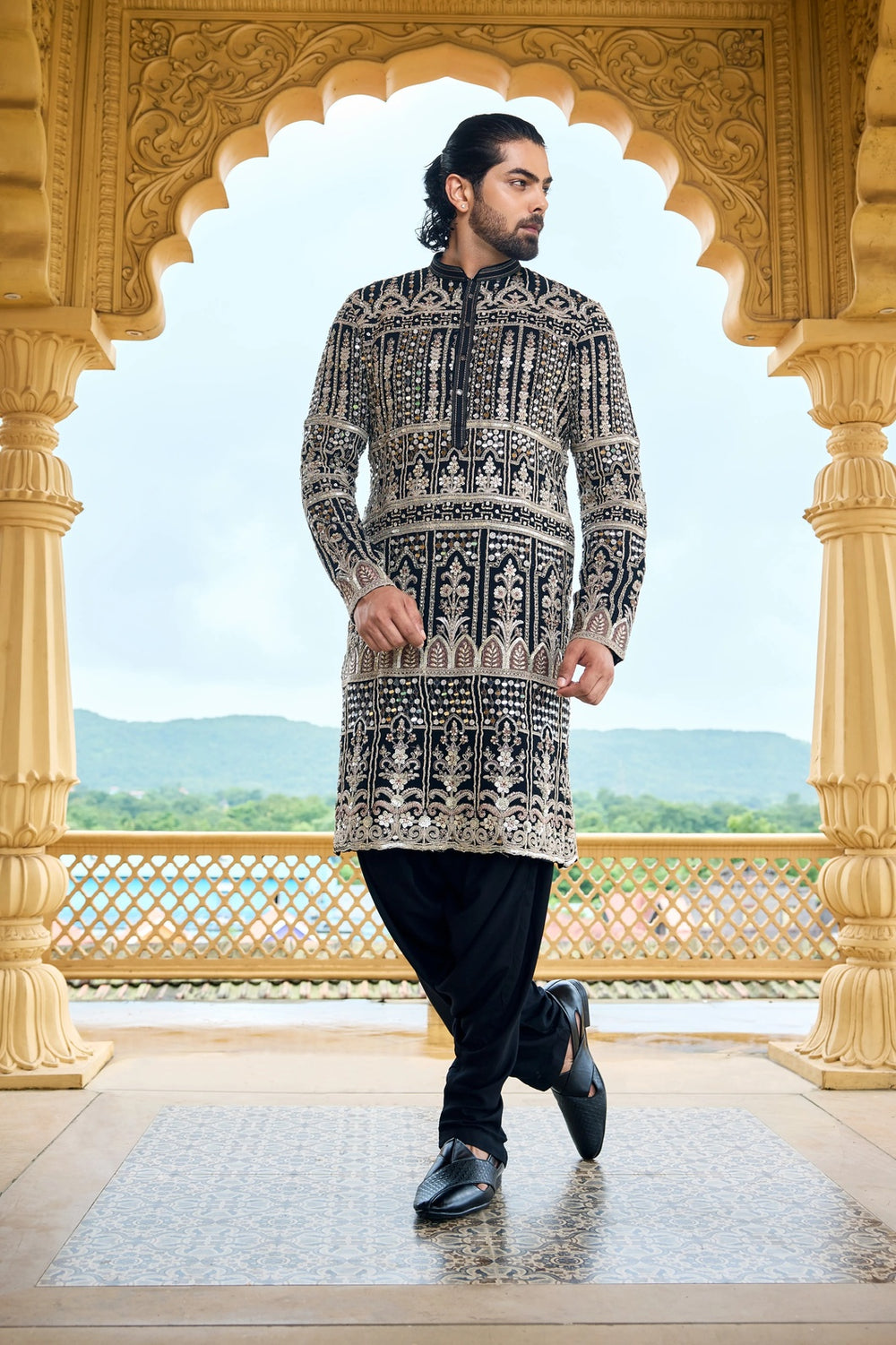 Embroidered kurta set online