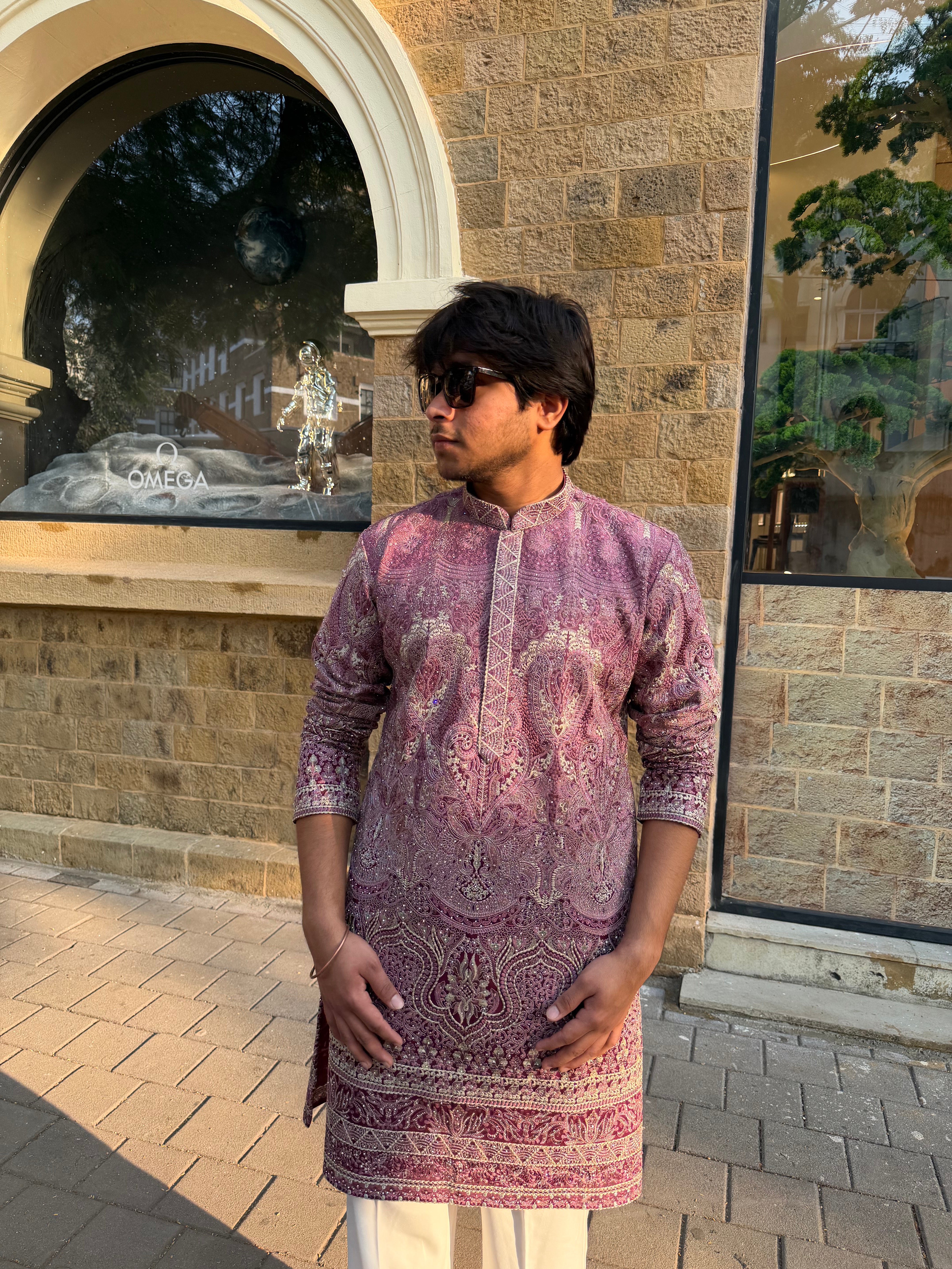 ethnic embroidered kurta set men