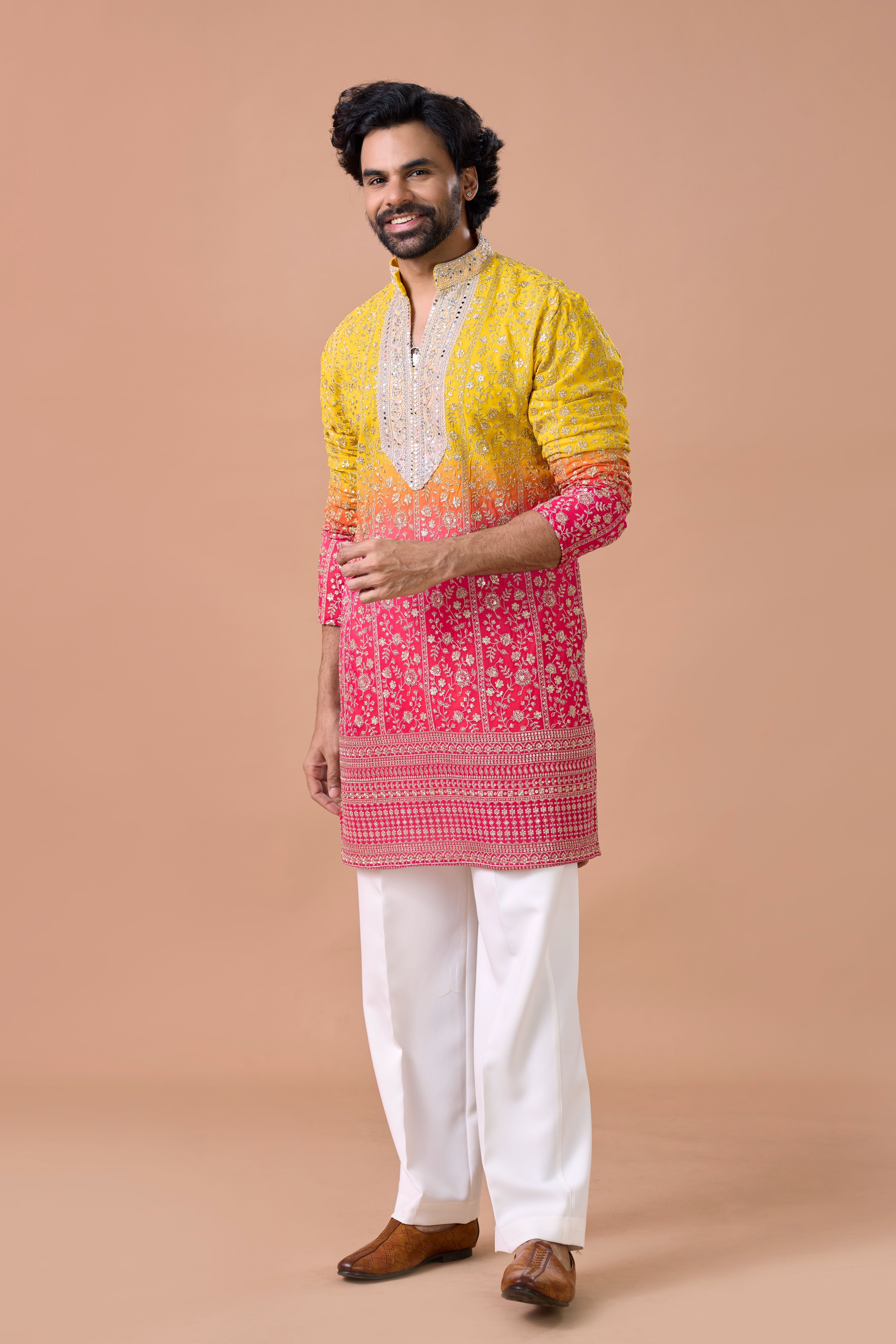 Buy men's embroidered kurta
